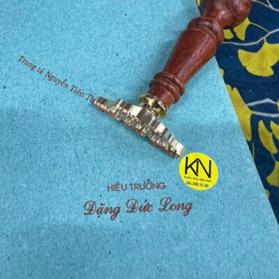 Dấu đồng cán gỗ