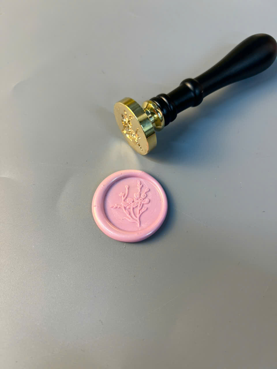 Dấu đồng in sáp