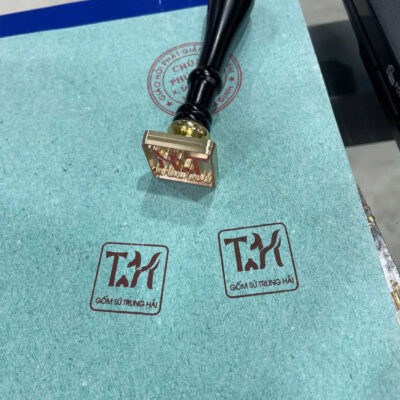 Dấu đồng in gốm sứ trước nung