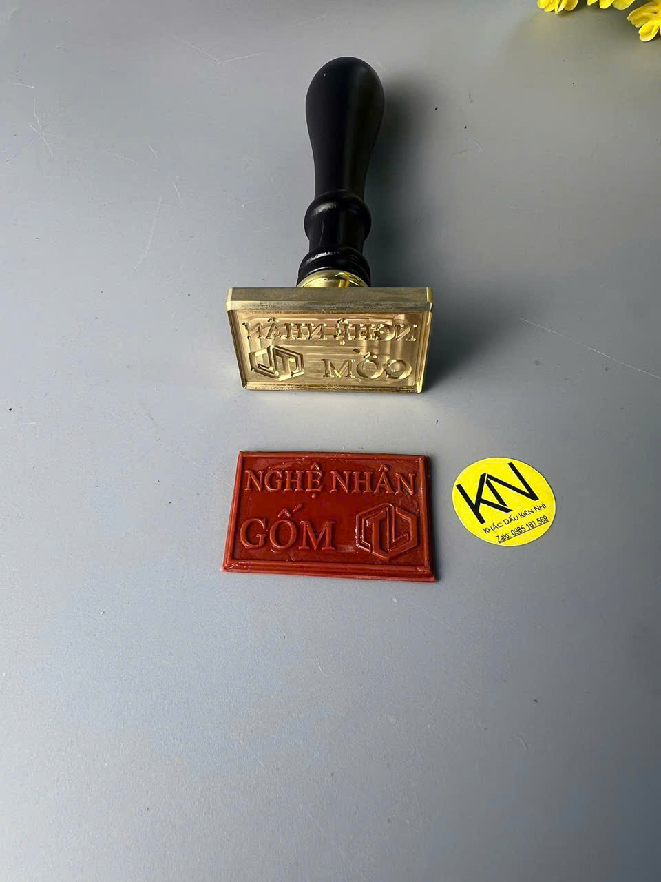 Dấu đồng in gốm sứ trước nung
