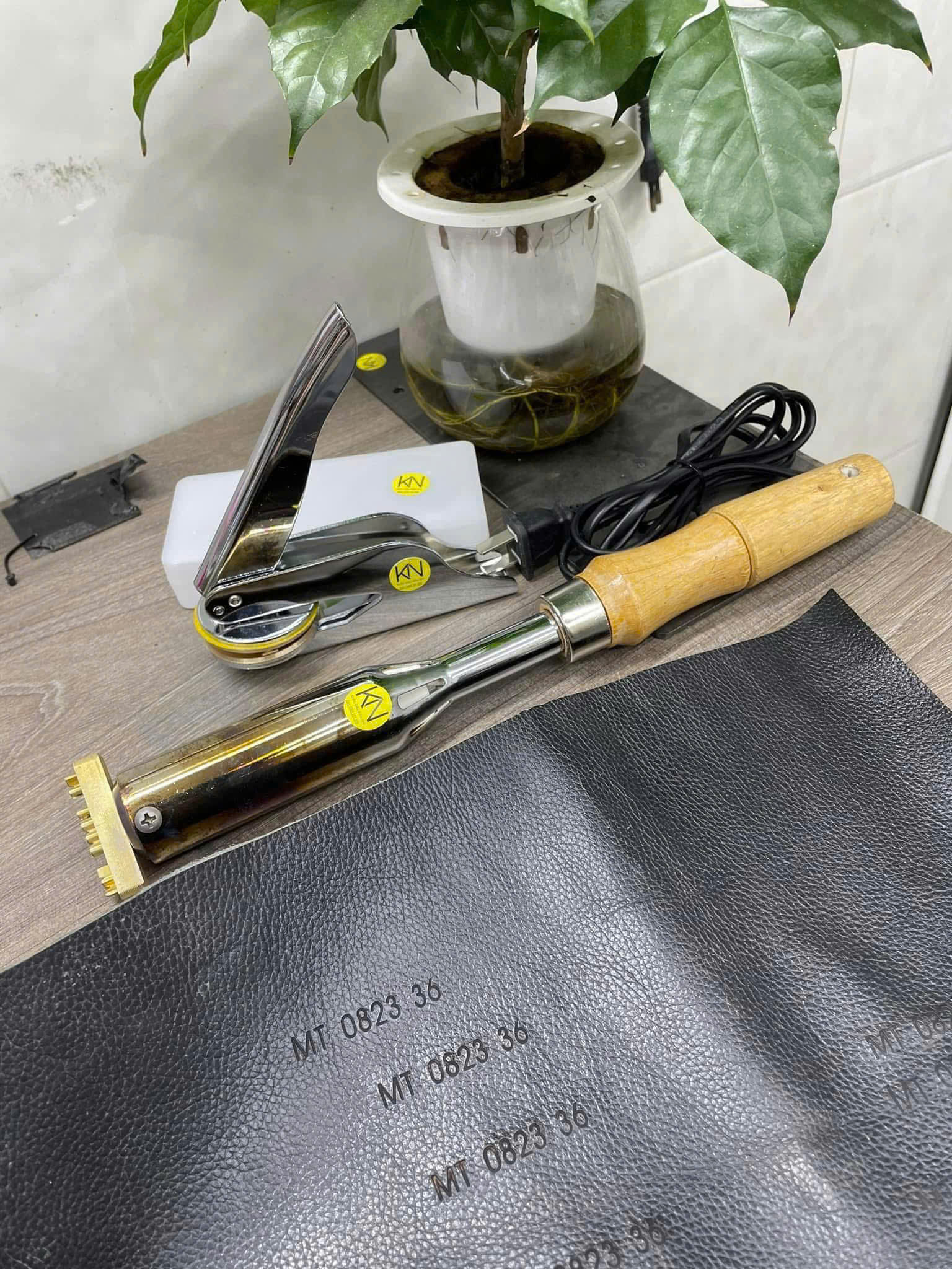 Dấu in nhiệt lên da