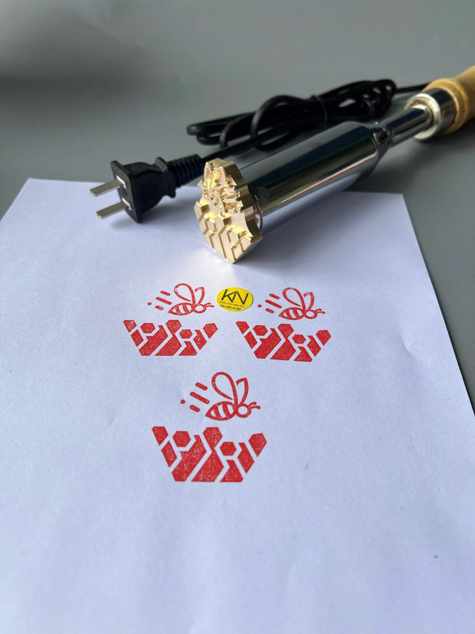 Dấu in nhiệt lên bánh